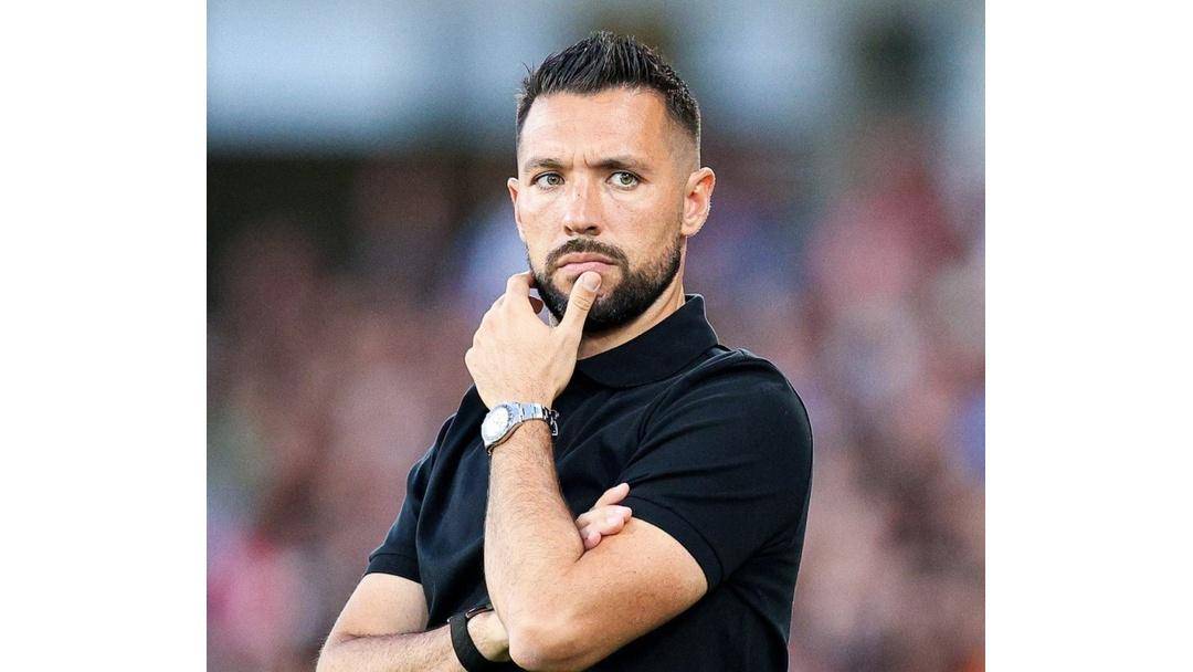 开云-菲尼克斯太阳发布备战花絮，赛前内部沟通，葡超任务艰巨，训练强度明显提升(尼克杨1打5对太阳)